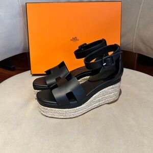 Authentic brand new Hermes Elda Espadrille Sandals